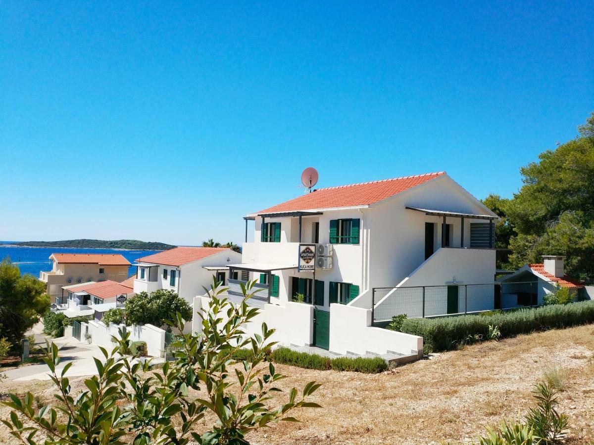 Apartments More Vis Exteriér fotografie